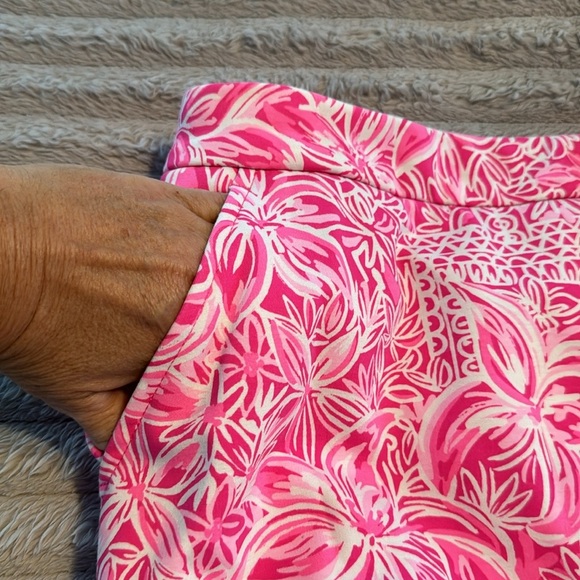 Lilly Pulitzer beautiful stretch Pink n White vintage skort with pockets, EUC - Picture 5 of 7